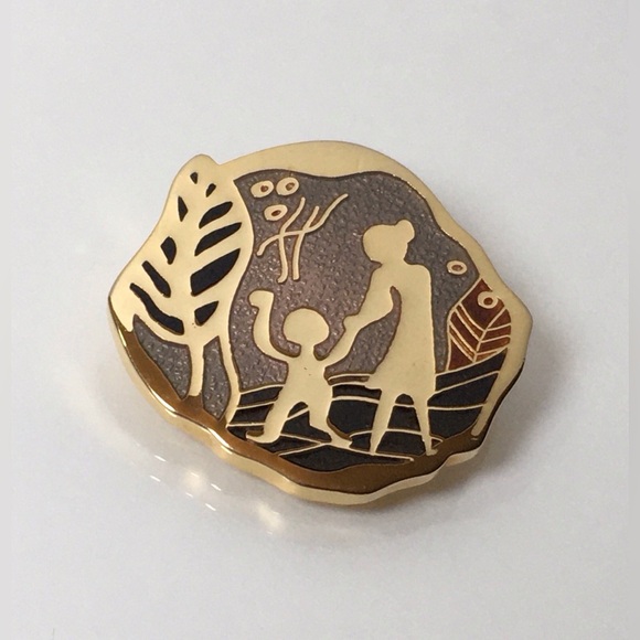 Vintage Enamel de Passille Sylvestre Brooch Pin Mother / Woman & Child - Picture 3 of 7